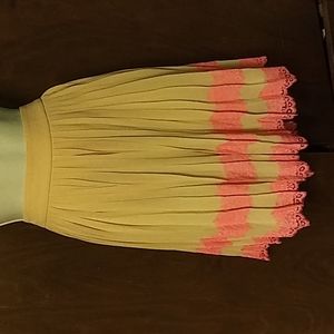 NWOT - TED BAKER - PLEATED PINK LACE TRIM SKIRT - 5